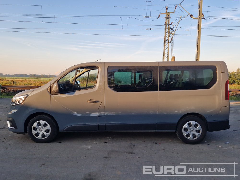 2022 Renault Trafic - Minibus, Putnički kombi: slika 2 2022 Renault Trafic - Minibus, Putnički kombi: slika 2
