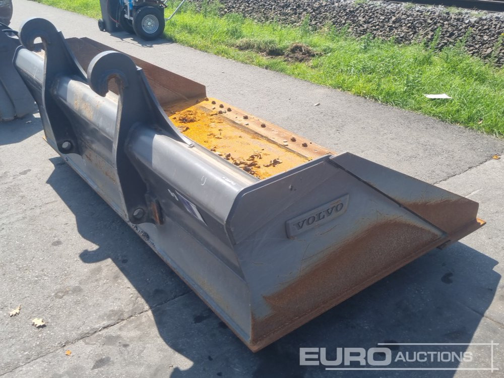 2022 Volvo 94" Front Liafing Bucket to suit Wheeled Loader - Kašika: slika 3 2022 Volvo 94" Front Liafing Bucket to suit Wheeled Loader - Kašika: slika 3