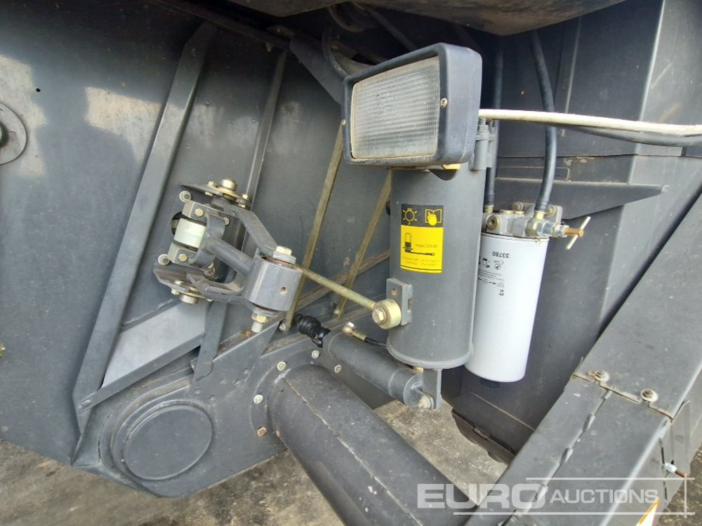 Kombinovani kombajn CAT LEXION 570R: slika 21