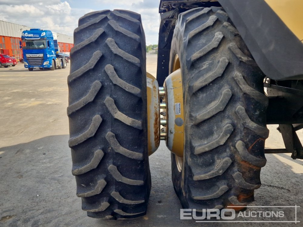Kombinovani kombajn CAT LEXION 570R: slika 13