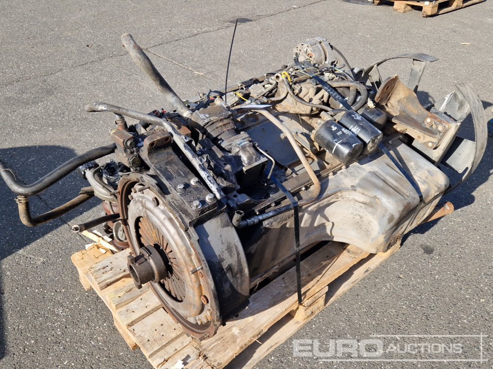 Deutz 6 Cylinder Turbo Diesel Engine - Motor: slika 1 Deutz 6 Cylinder Turbo Diesel Engine - Motor: slika 1