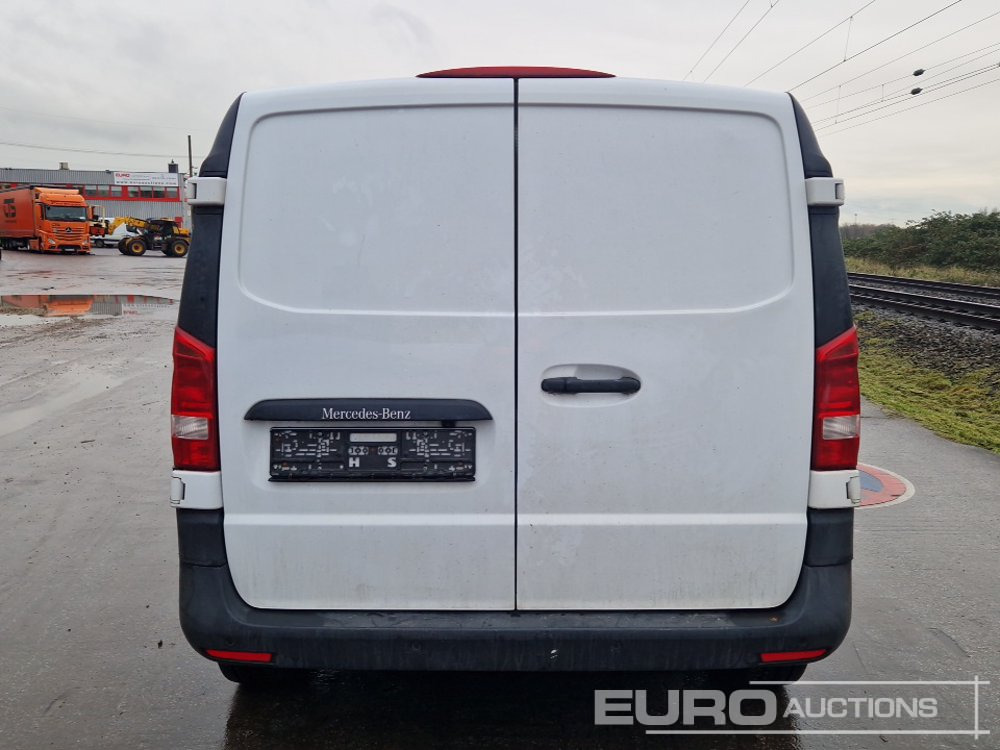 2020 Mercedes Benz VITO 111CDI - Dostavno vozilo: slika 4 2020 Mercedes Benz VITO 111CDI - Dostavno vozilo: slika 4