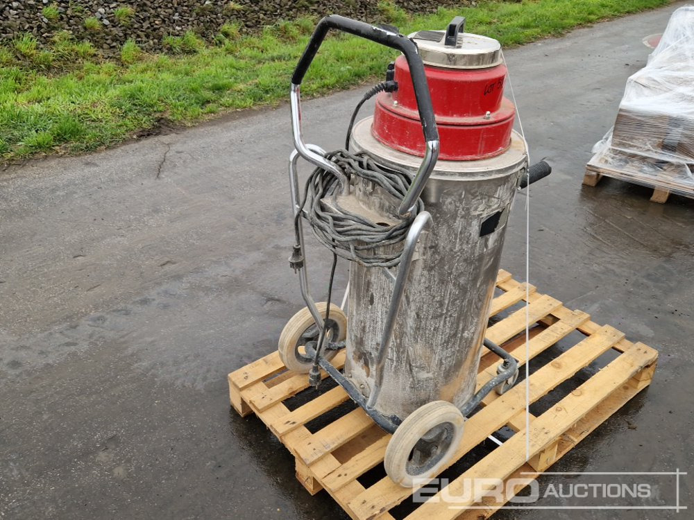 Husqvarna W70P Wet & Dry Vacuum Cleaner - Građevinska oprema: slika 3 Husqvarna W70P Wet & Dry Vacuum Cleaner - Građevinska oprema: slika 3