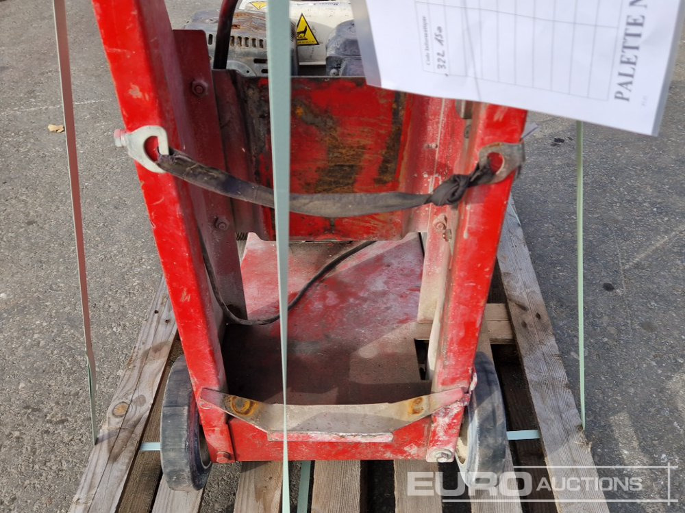 Husqvarna Walk Behind Asphalt Saw - Mašina za asfalt: slika 5 Husqvarna Walk Behind Asphalt Saw - Mašina za asfalt: slika 5