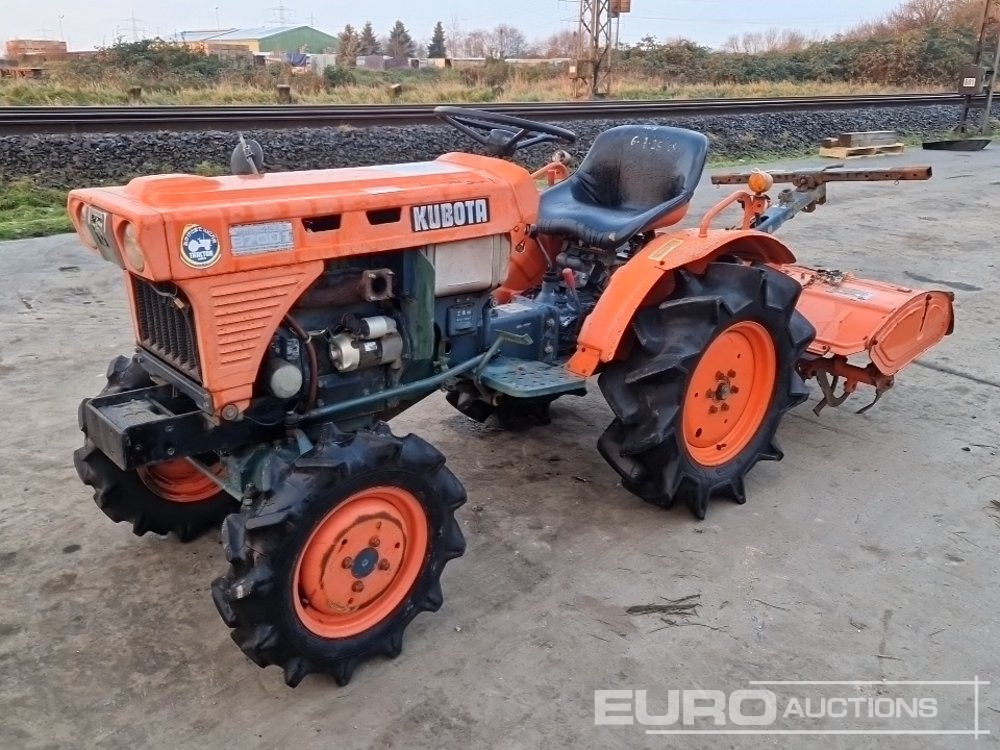 Kubota B7001 - Mali traktor: slika 1 Kubota B7001 - Mali traktor: slika 1