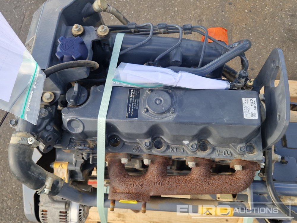 Kubota V2203 - Motor: slika 5 Kubota V2203 - Motor: slika 5