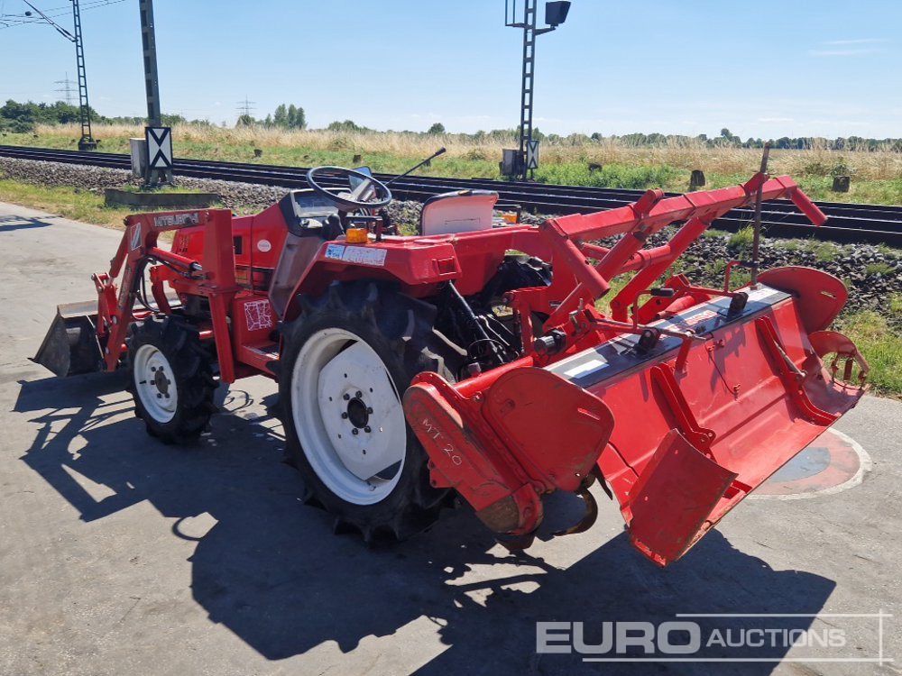 Mitsubishi MT20 - Mali traktor: slika 3 Mitsubishi MT20 - Mali traktor: slika 3