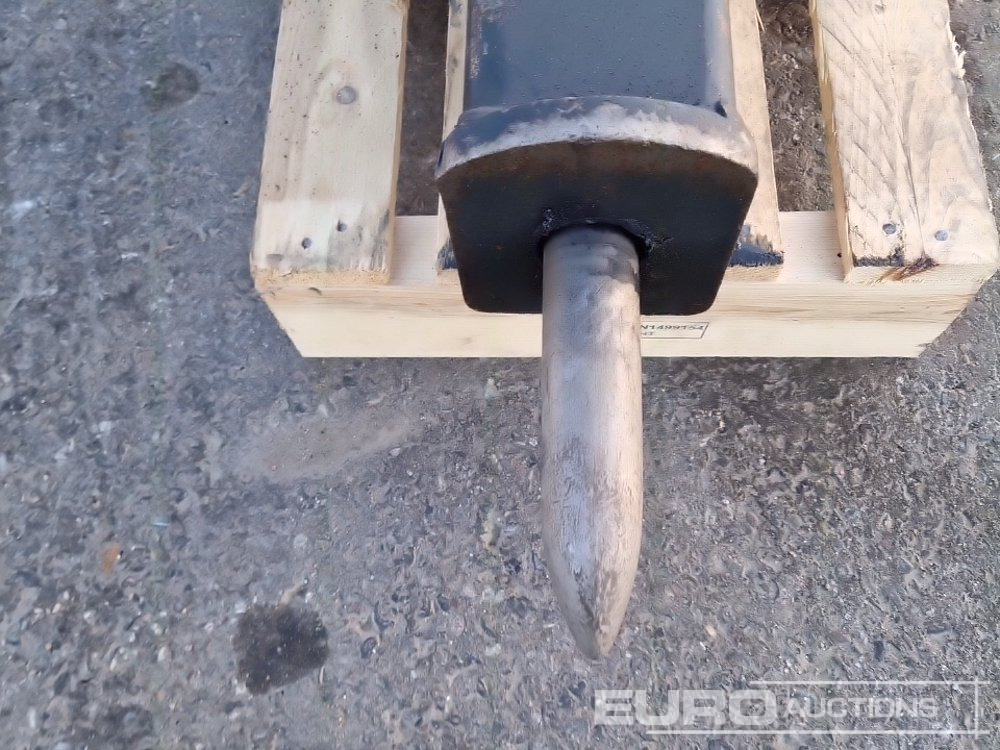 Mustang HM100 - Hidraulični čekić: slika 5 Mustang HM100 - Hidraulični čekić: slika 5