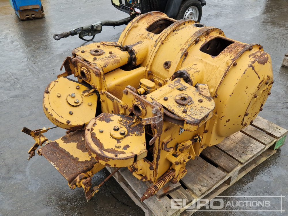 Winch to suit Komatsu Dozer - Oprema za rukovanje materijalima: slika 1 Winch to suit Komatsu Dozer - Oprema za rukovanje materijalima: slika 1
