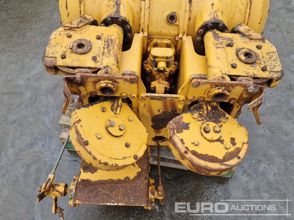 Winch to suit Komatsu Dozer - Oprema za rukovanje materijalima: slika 5 Winch to suit Komatsu Dozer - Oprema za rukovanje materijalima: slika 5