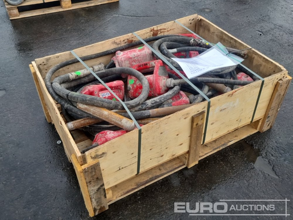 Pallet of Assorted Concrete Pokers - Mašina za asfalt: slika 1 Pallet of Assorted Concrete Pokers - Mašina za asfalt: slika 1