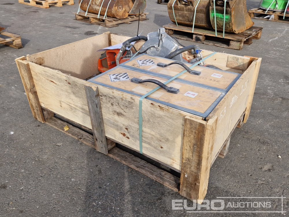 Pallet of Husqvarna Quickcut Saws, Battery Power Kit - Mašina za asfalt: slika 2 Pallet of Husqvarna Quickcut Saws, Battery Power Kit - Mašina za asfalt: slika 2
