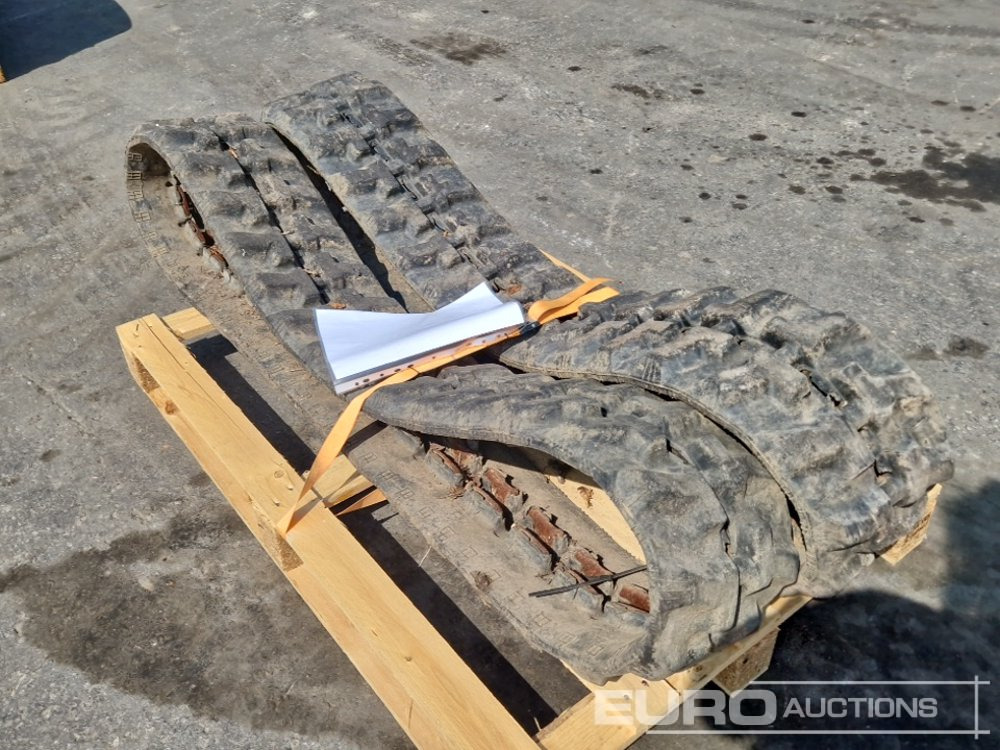Pallet of Rubber Tracks to sut Terex 3 Ton Digger - Šine za Građevinska mašina: slika 2 Pallet of Rubber Tracks to sut Terex 3 Ton Digger - Šine za Građevinska mašina: slika 2