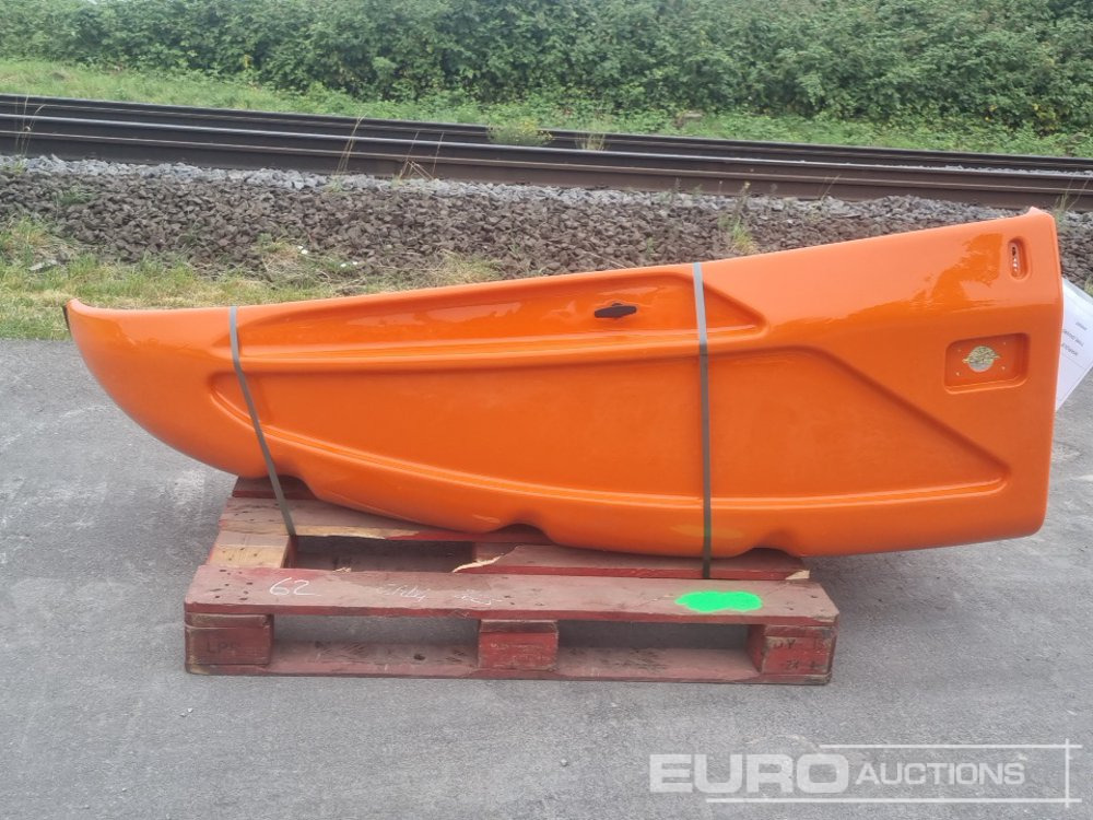 Bonnet to suit JLG Manlift - Rezervni deo: slika 5 Bonnet to suit JLG Manlift - Rezervni deo: slika 5