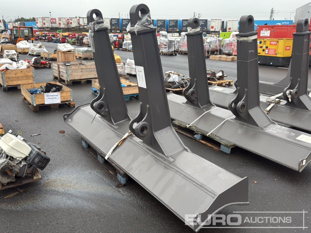 Dozer Blade to suit Volvo ECR235E - Rezervni deo za Bager: slika 1 Dozer Blade to suit Volvo ECR235E - Rezervni deo za Bager: slika 1