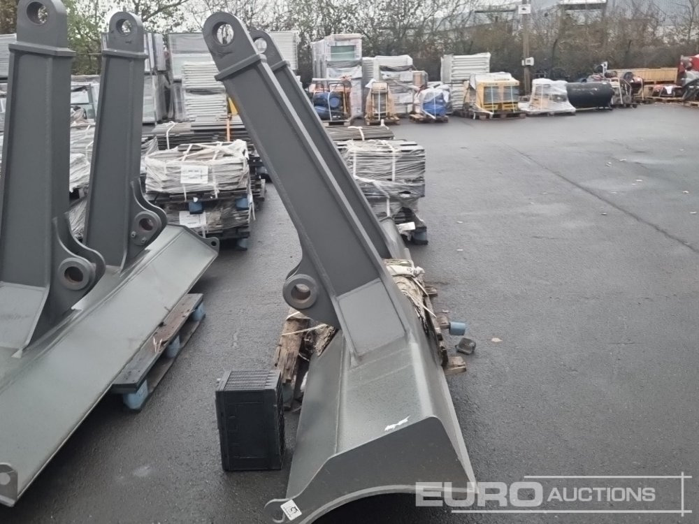 Dozer Blade to suit Volvo ECR235E - Rezervni deo za Bager: slika 2 Dozer Blade to suit Volvo ECR235E - Rezervni deo za Bager: slika 2