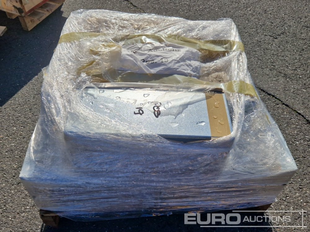 Pallet of Assorted Mantsinen 900478 (7 of) - Rezervni deo za Bager: slika 2 Pallet of Assorted Mantsinen 900478 (7 of) - Rezervni deo za Bager: slika 2