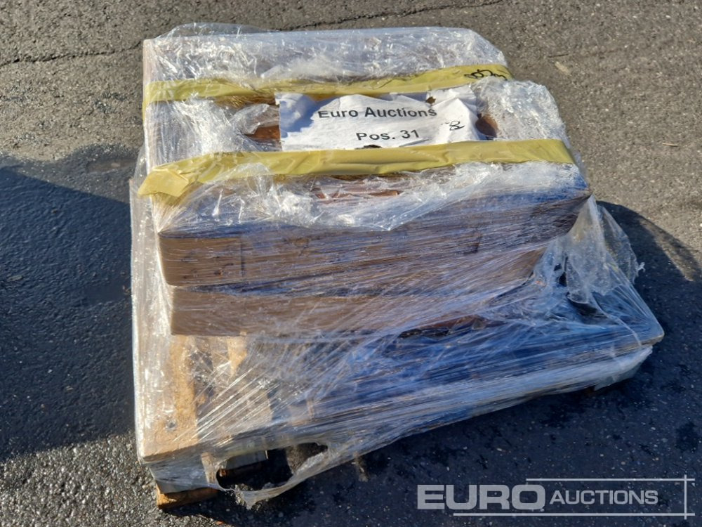 Pallet of Idler to suit Hitachi ZX38U-5 PartNr 9269094 - Rezervni deo za Bager: slika 2 Pallet of Idler to suit Hitachi ZX38U-5 PartNr 9269094 - Rezervni deo za Bager: slika 2