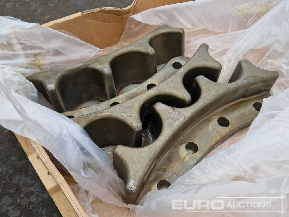 Steel Tracks Segements to suut CAT (Part No 102-6683) - Rezervni deo za Bager: slika 4 Steel Tracks Segements to suut CAT (Part No 102-6683) - Rezervni deo za Bager: slika 4