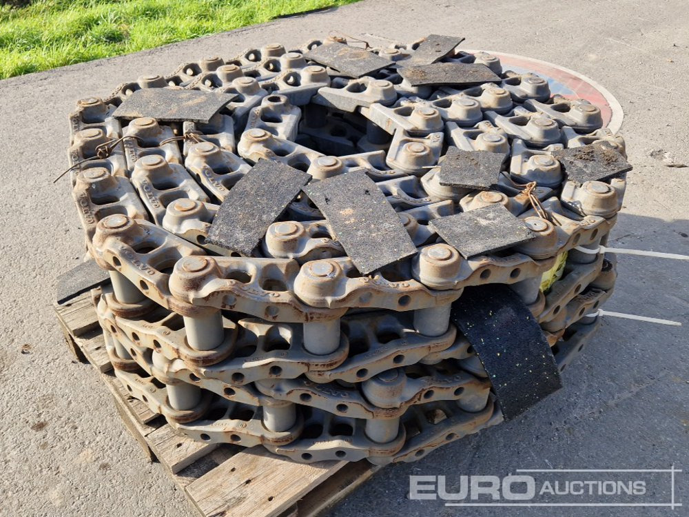 Track Chains to suit Volvo EC210/240/250 - Rezervni deo za Bager: slika 1 Track Chains to suit Volvo EC210/240/250 - Rezervni deo za Bager: slika 1