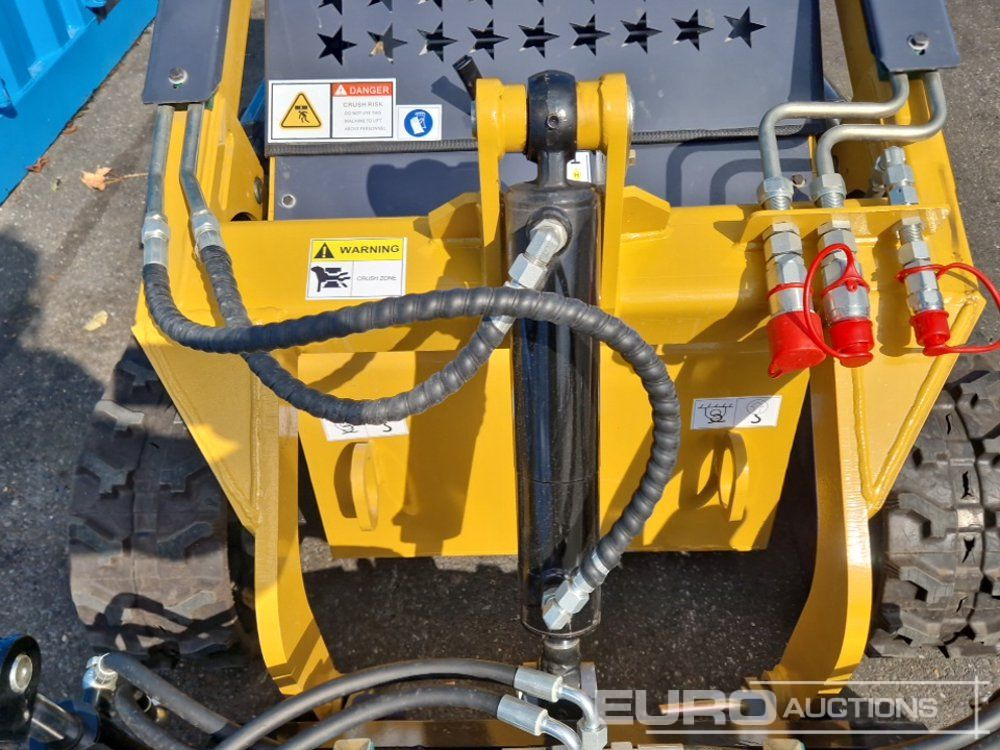 Mini utovarivač Unused 2025 Infront YF380: slika 11