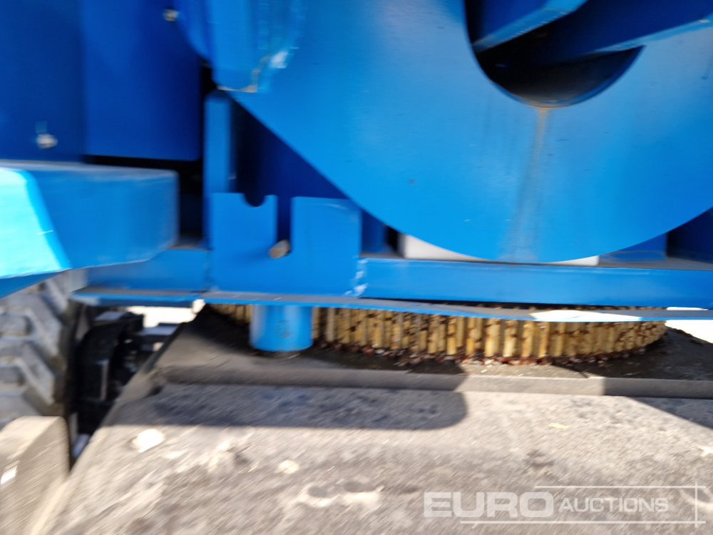 Vazdušna platforma Unused Genie Z-60 DC: slika 23