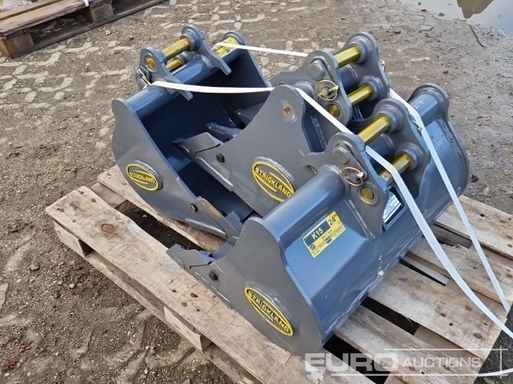 Unused Strickland 24", 18", 12" Bucket Set to suit Kubota KX15 (3 of) - Kašika: slika 2 Unused Strickland 24", 18", 12" Bucket Set to suit Kubota KX15 (3 of) - Kašika: slika 2