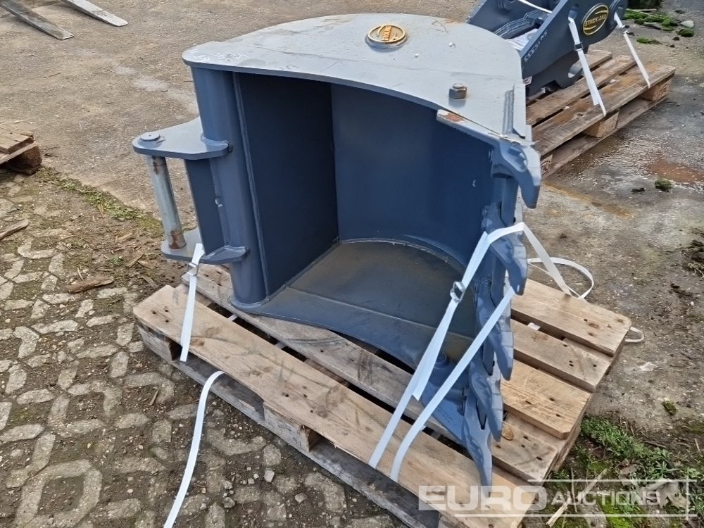 Unused Strickland 30" Digging Bucket to suit S45 - Kašika: slika 1 Unused Strickland 30" Digging Bucket to suit S45 - Kašika: slika 1