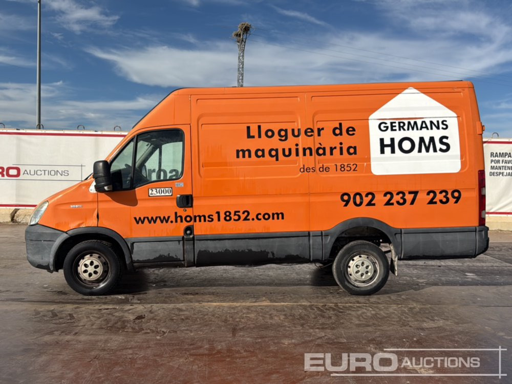 2010 Iveco Daily 35 S14 - Furgon: slika 2 2010 Iveco Daily 35 S14 - Furgon: slika 2