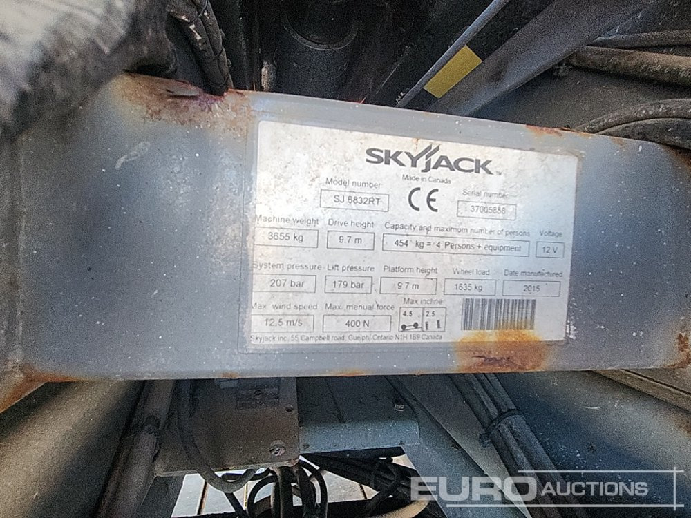 Vazdušna platforma 2015 SkyJack SJ6832RT: slika 23