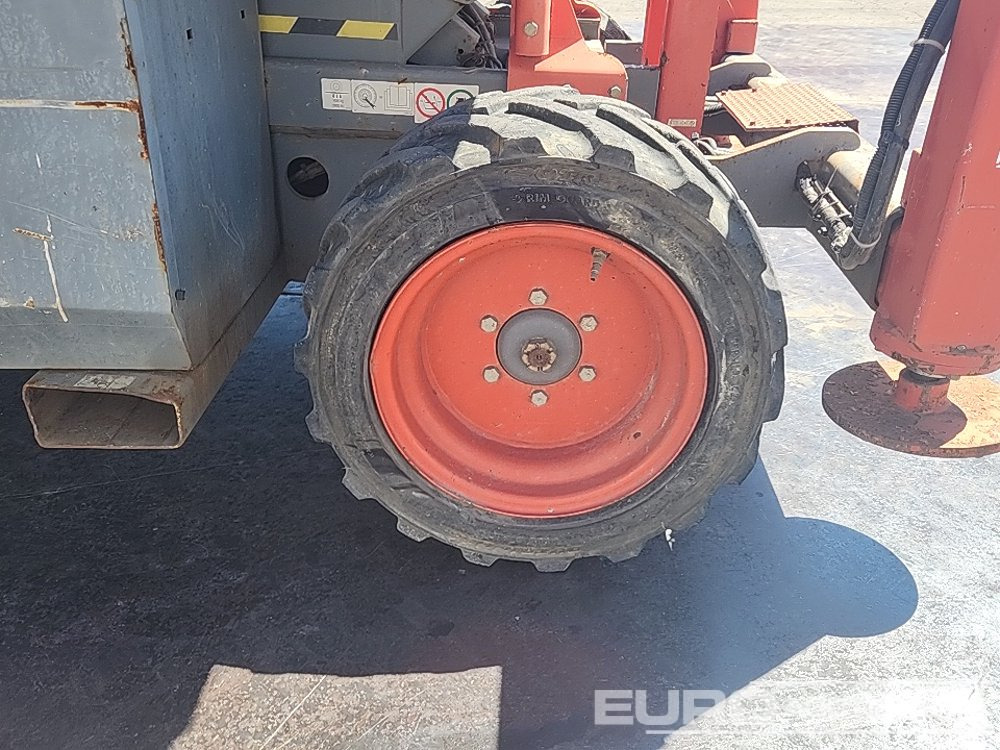 Vazdušna platforma 2015 SkyJack SJ6832RT: slika 12