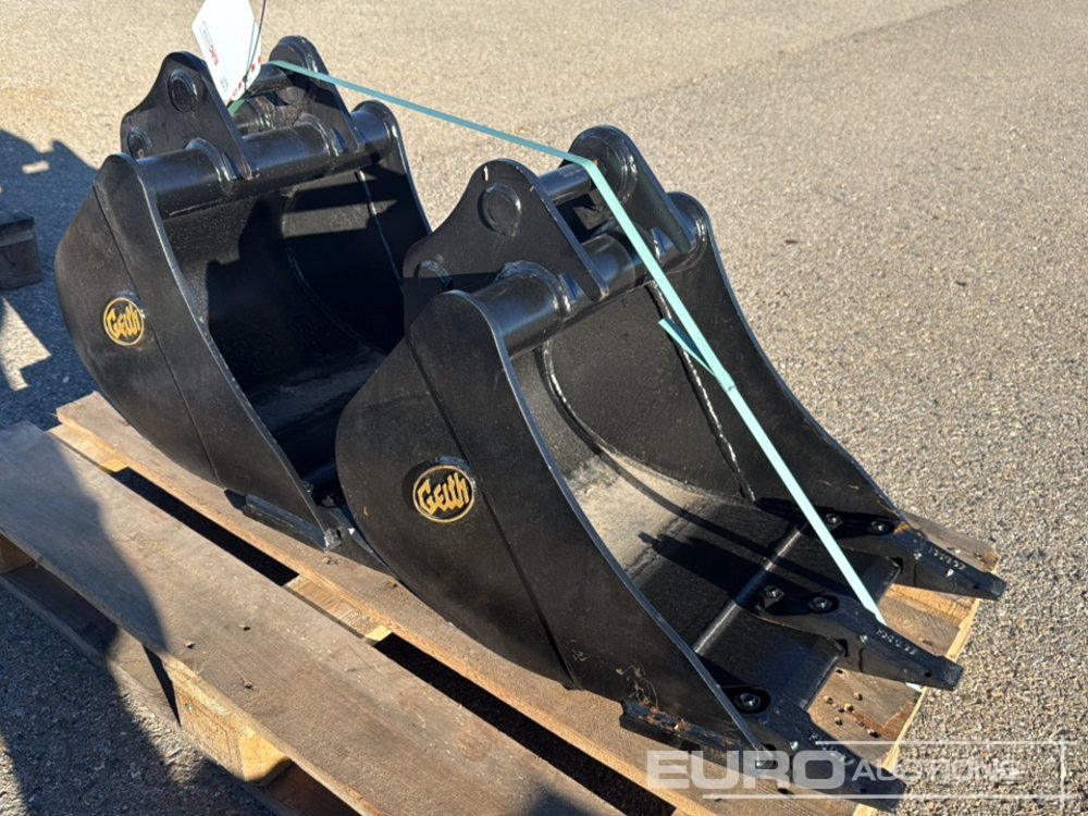 Geith Digging Bucket H03-0450-11404 to suit MCR1009 (S/Ns 1175044, 1175046) (2 of) - Kašika: slika 1 Geith Digging Bucket H03-0450-11404 to suit MCR1009 (S/Ns 1175044, 1175046) (2 of) - Kašika: slika 1