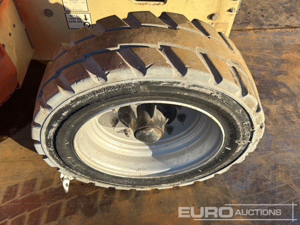 Lift u obliku makaza JLG 3369LE: slika 9