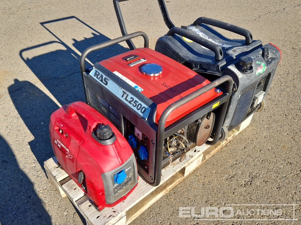 Lot of Generators: Honda EX7, Ras TL2500, Access 3000 (3 of for Spares) - Građevinska oprema: slika 4 Lot of Generators: Honda EX7, Ras TL2500, Access 3000 (3 of for Spares) - Građevinska oprema: slika 4