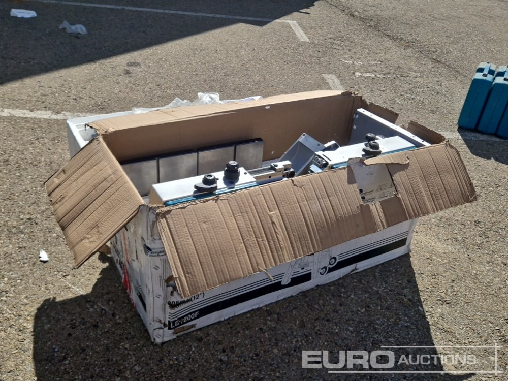 Makita LB1200F - Građevinska oprema: slika 4 Makita LB1200F - Građevinska oprema: slika 4