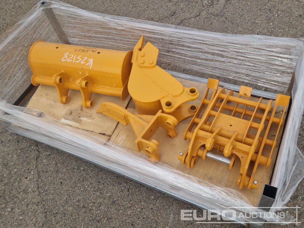 Set of Bucket, Ripper, Rake, Diggin Bucket - Građevinska oprema: slika 1 Set of Bucket, Ripper, Rake, Diggin Bucket - Građevinska oprema: slika 1
