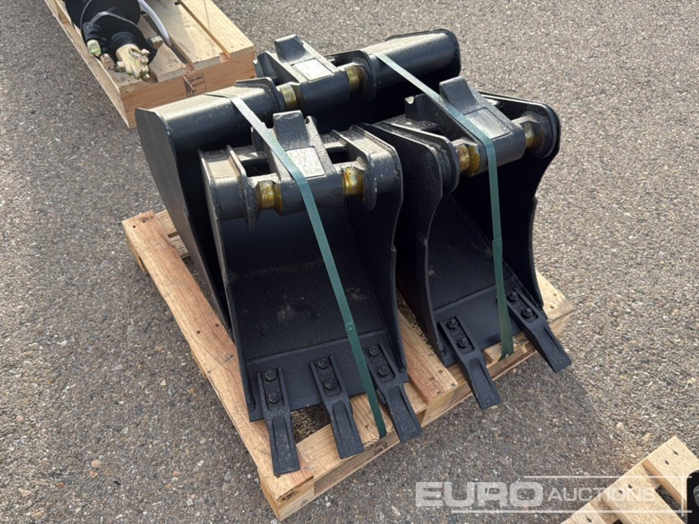 Unused Häner Bucket Package HTL125-Morin-M0 12" (250mm) Tilt Ditch Bucket, S/N 20250202, Digging Buckets HTL130-Morin-M0 12" (300mm) S/N 20250242, HTL160-Morin-M0 24" (600mm) S/N 20250208 to suit 1-2, - Kašika: slika 1 Unused Häner Bucket Package HTL125-Morin-M0 12" (250mm) Tilt Ditch Bucket, S/N 20250202, Digging Buckets HTL130-Morin-M0 12" (300mm) S/N 20250242, HTL160-Morin-M0 24" (600mm) S/N 20250208 to suit 1-2, - Kašika: slika 1