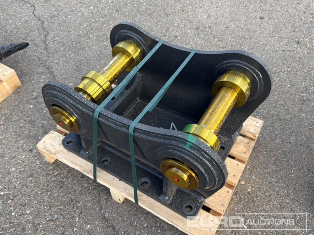 Unused Häner Greasing Pin Ø 70 mm, Pin to Pin 463 mm, width 287 mm - Brza spojnica: slika 4 Unused Häner Greasing Pin Ø 70 mm, Pin to Pin 463 mm, width 287 mm - Brza spojnica: slika 4