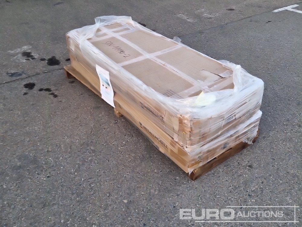 Workbenches, 1 of MB11G, 1 of MB10G / Bancos de Trabajo - Гаражна опрема: slika 2 Workbenches, 1 of MB11G, 1 of MB10G / Bancos de Trabajo - Гаражна опрема: slika 2