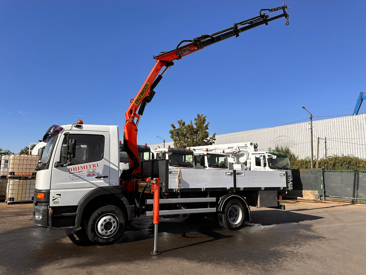 Camion bénne Mercedes Benz MP1 CR-092-BP - Istovarivač, Kamion sa dizalicom: slika 2 Camion bénne Mercedes Benz MP1 CR-092-BP - Istovarivač, Kamion sa dizalicom: slika 2