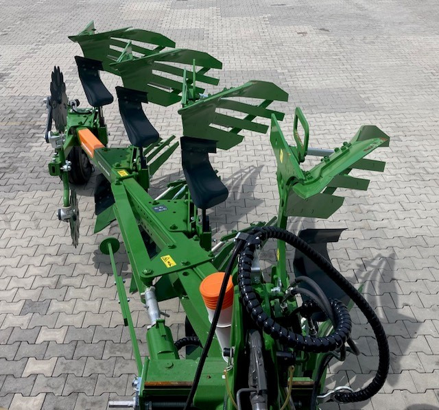 Amazone CAYROS XMS 950 SB 4-Schar - Plug: slika 3 Amazone CAYROS XMS 950 SB 4-Schar - Plug: slika 3