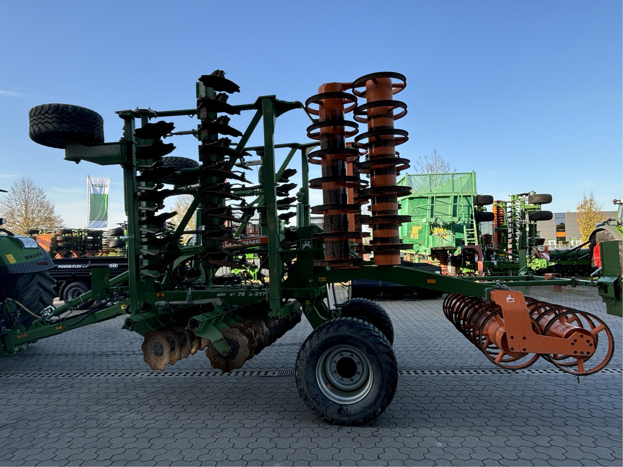 Amazone Catros 7003-2TX - Drljača: slika 5 Amazone Catros 7003-2TX - Drljača: slika 5