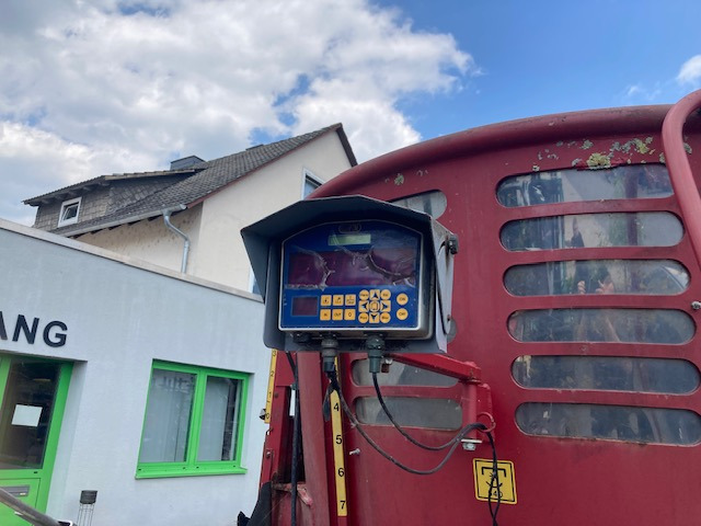 BVL V-Mix 15N 2S Futtermischwagen - Prikolica za mešanje stočne hrane: slika 5 BVL V-Mix 15N 2S Futtermischwagen - Prikolica za mešanje stočne hrane: slika 5