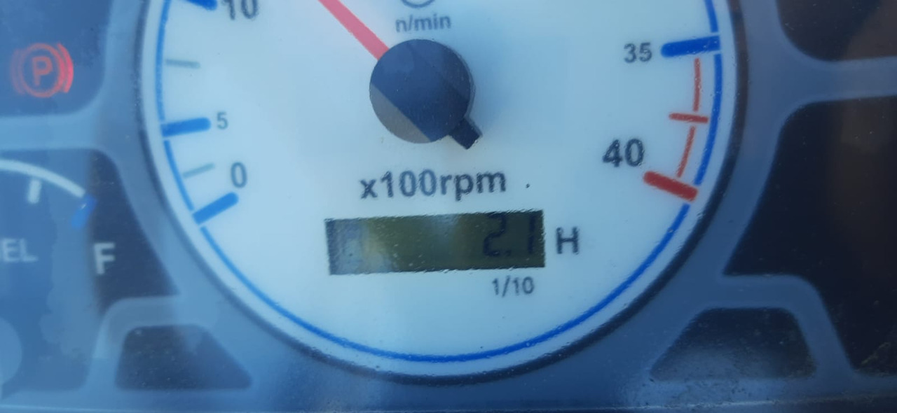 Branson 2505H - Traktor: slika 2 Branson 2505H - Traktor: slika 2