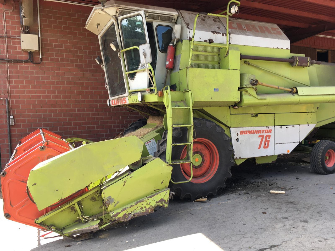 Claas Dominator 76 - Kombinovani kombajn: slika 1 Claas Dominator 76 - Kombinovani kombajn: slika 1