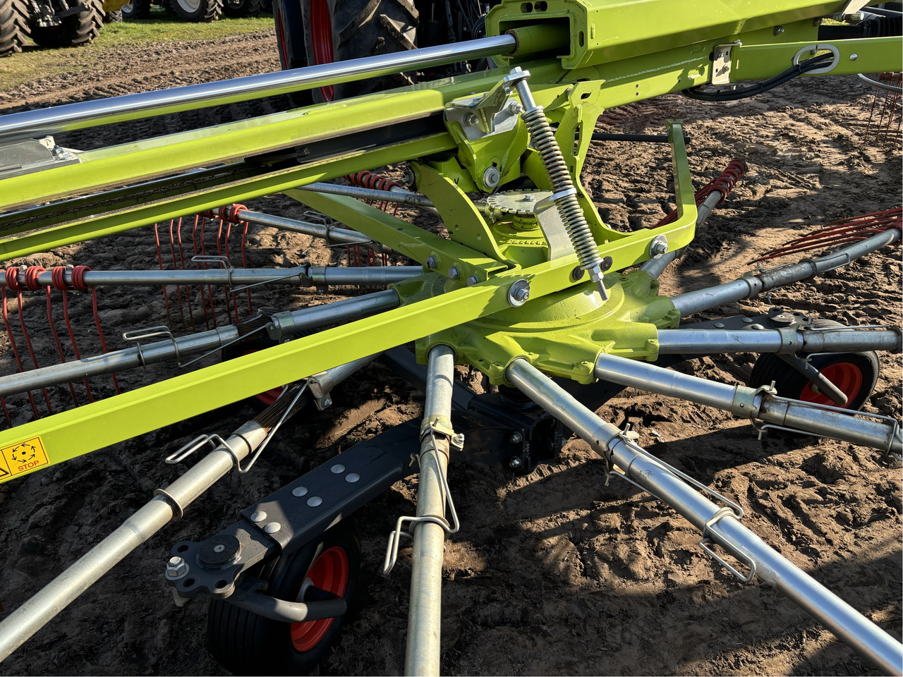 Claas Liner 4800 Trend - Prevrtač/ Grabuljač: slika 2 Claas Liner 4800 Trend - Prevrtač/ Grabuljač: slika 2