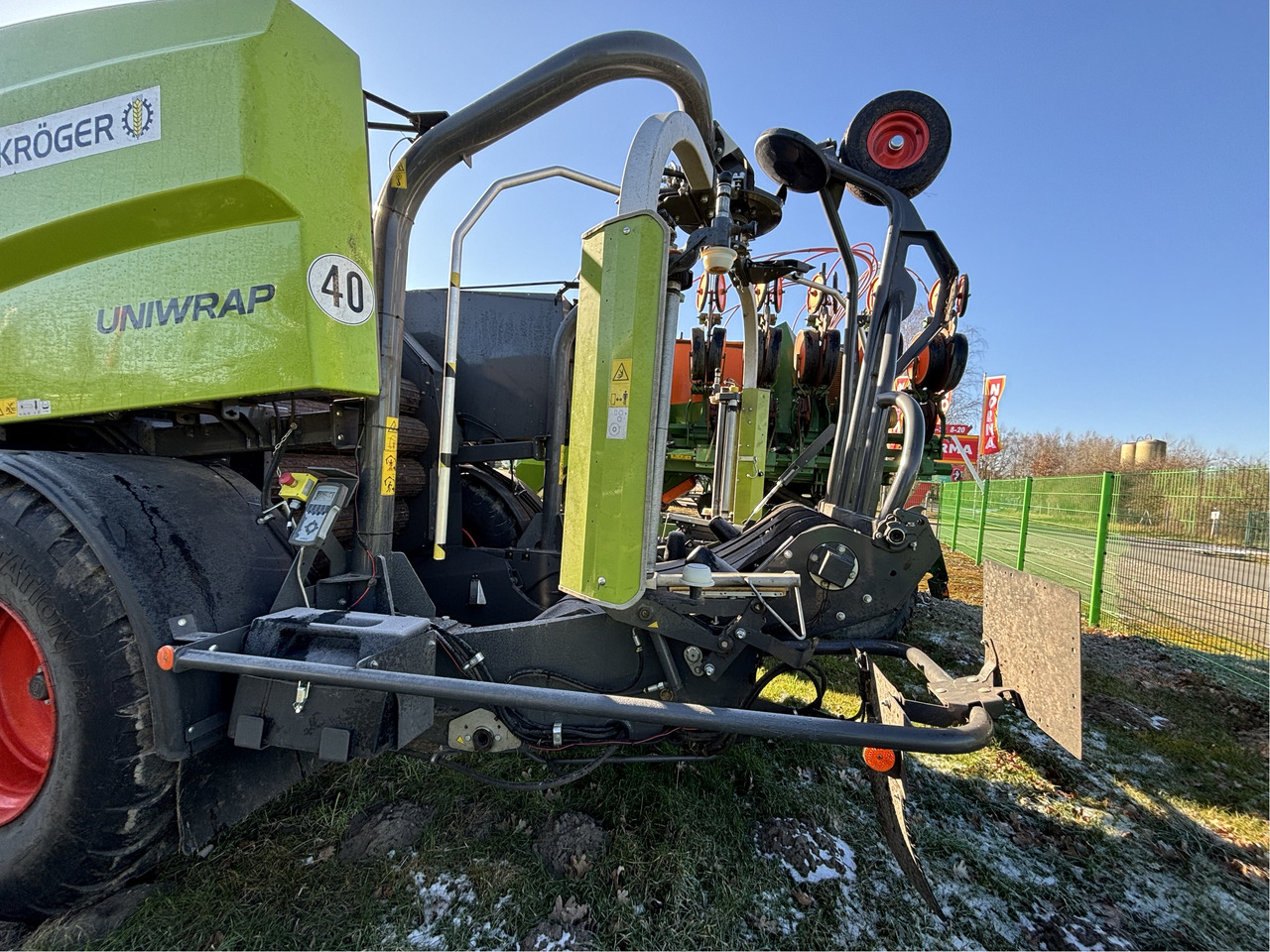 Claas Press- Wickelkombi 454 Uniwrap - Oprema za prevrtanje i razlaganje: slika 5 Claas Press- Wickelkombi 454 Uniwrap - Oprema za prevrtanje i razlaganje: slika 5