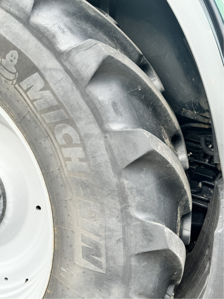 Deutz-Fahr Agrotron 7250 TTV - Traktor: slika 2 Deutz-Fahr Agrotron 7250 TTV - Traktor: slika 2