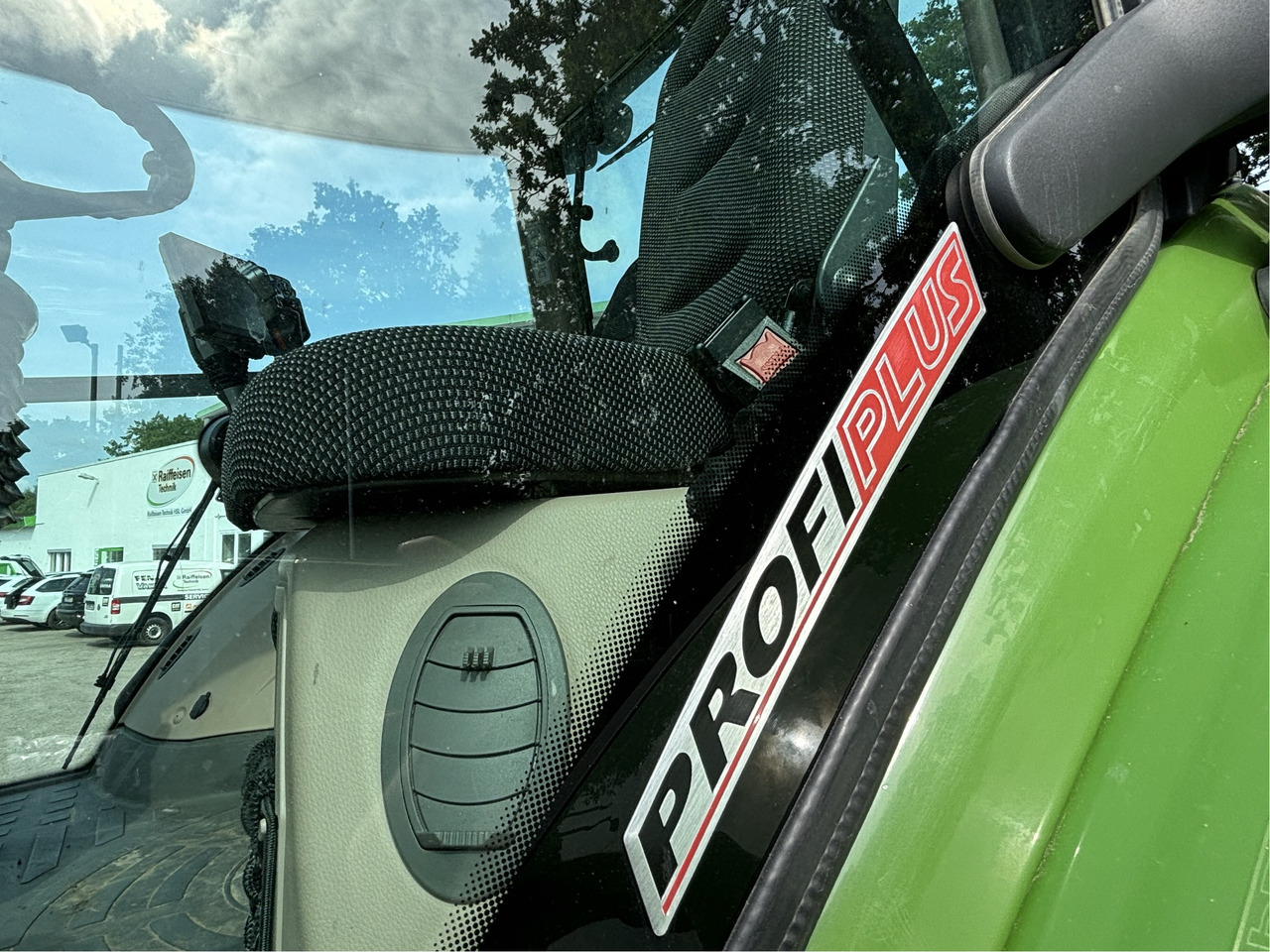 Fendt 1050 Vario S4 ProfiPlus Fendt 1050 Vario S4 ProfiPlus: slika 19 Fendt 1050 Vario S4 ProfiPlus Fendt 1050 Vario S4 ProfiPlus: slika 19