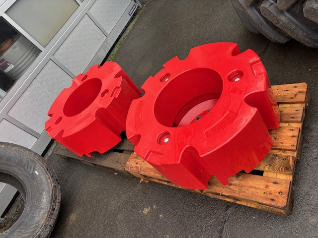 Fendt 2 x 1000kg Gewicht Hinterräder - Traktor: slika 1 Fendt 2 x 1000kg Gewicht Hinterräder - Traktor: slika 1